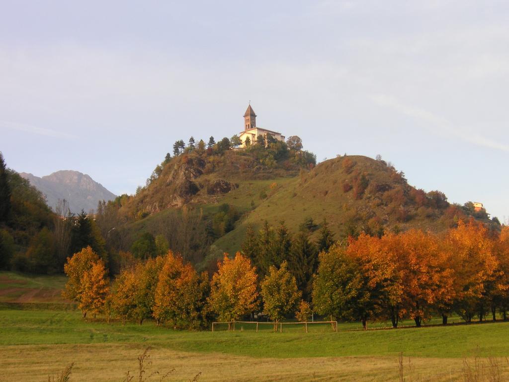 B&B La Tana Dell'Orso - Die Baerenhoehle Кастелло-ди-Фьемме Экстерьер фото