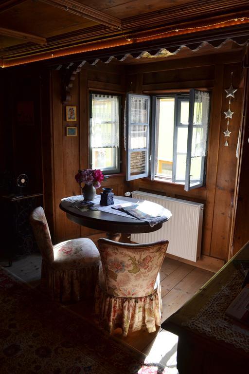 B&B La Tana Dell'Orso - Die Baerenhoehle Кастелло-ди-Фьемме Экстерьер фото